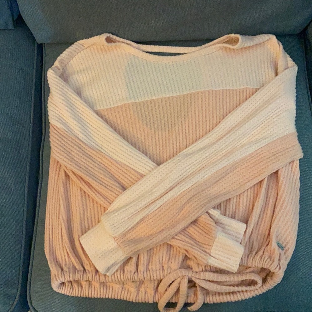 Peach Hollister Sweater/Long Sleeve Top